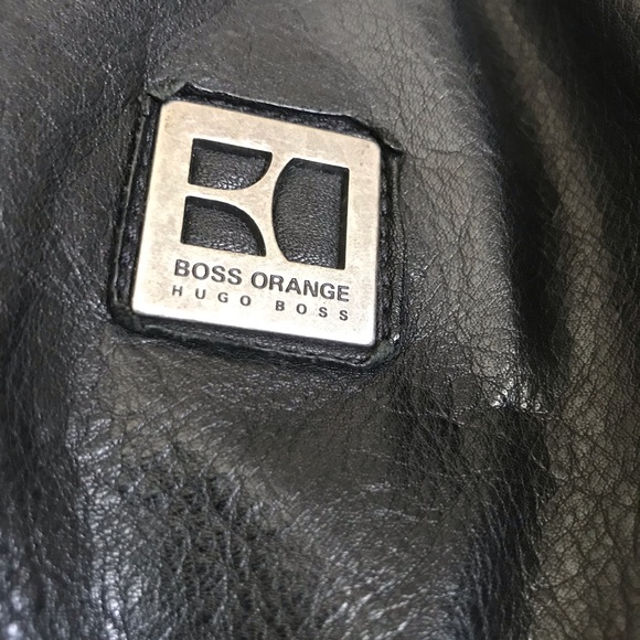 Luxurious Hugo Boss Black real leather jacket. - Picture 14 of 16